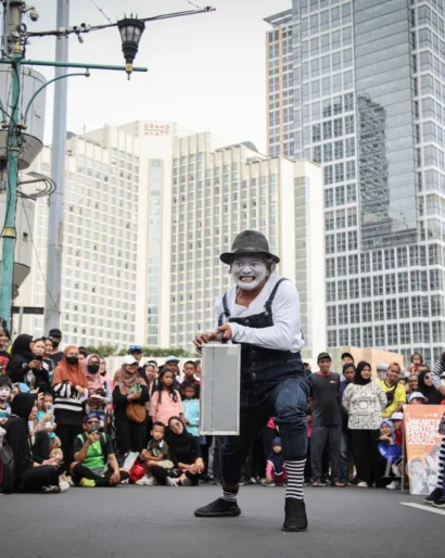 99160b7e8a8ee72bcece648fb24bd306-FAK_0737